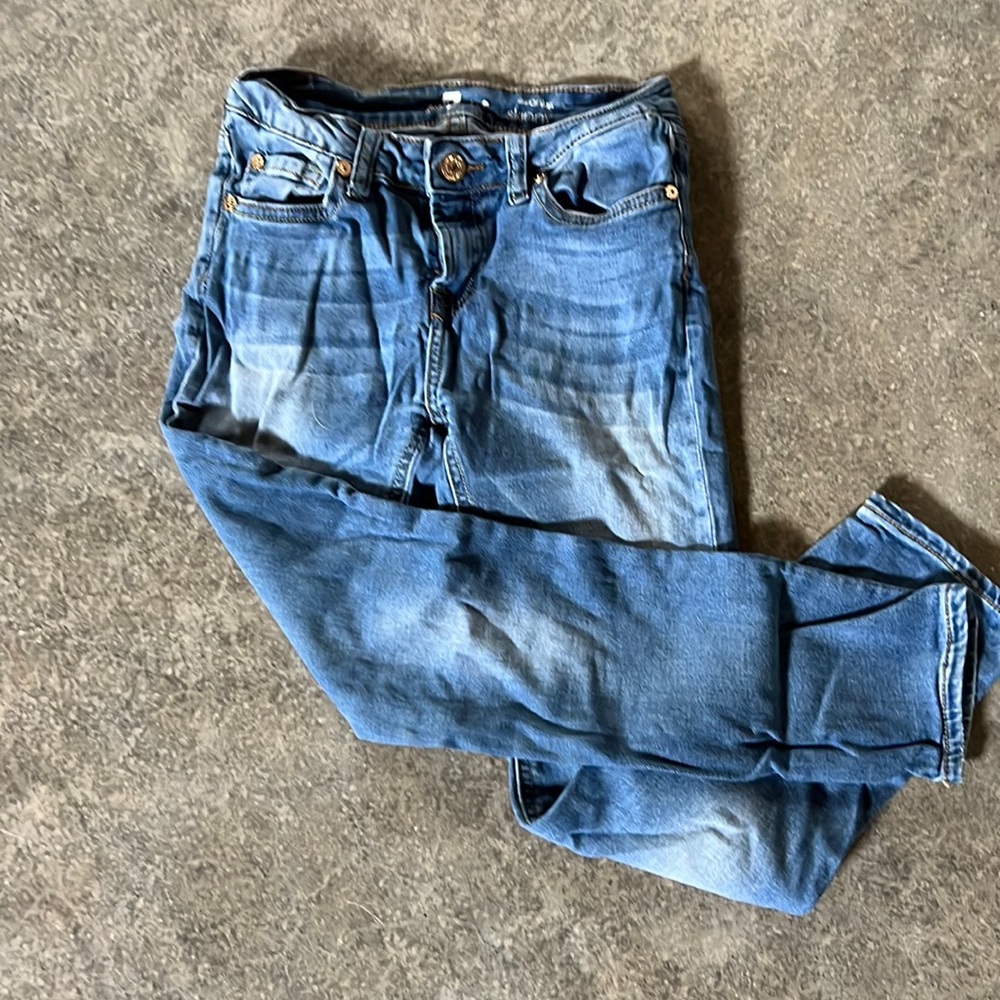 Girls size 10— 7 for all mankind the ankle skinny jean. Lightly worn.